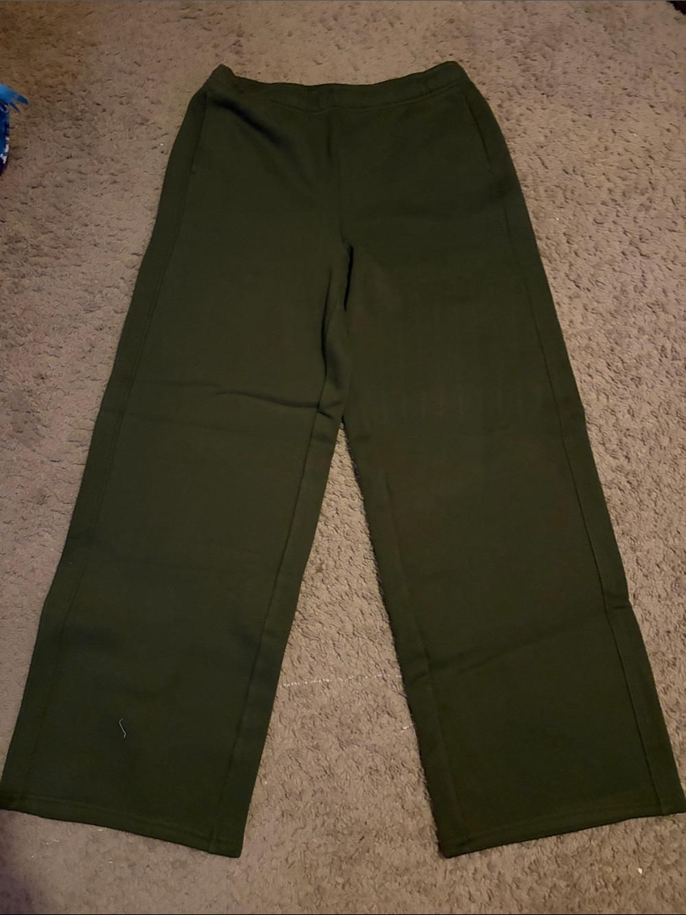 NWT OFFLINE by aerie Cloud Fleece Trousers